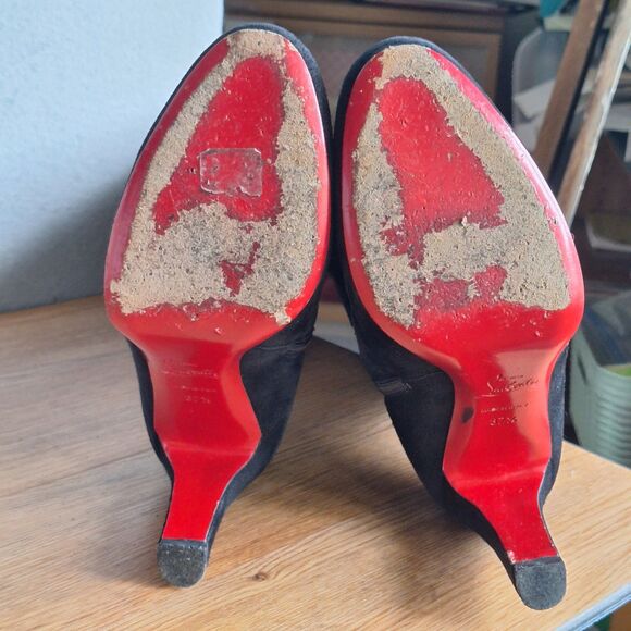 Christian Louboutin Miss Tack 70 Boots Women’s 7.5 Black Suede 37.5 Heeled - Picture 16 of 16